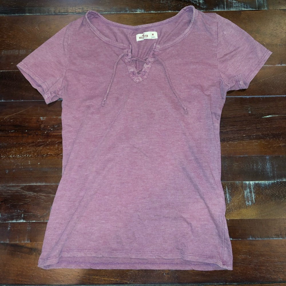 Hollister T-Shirt